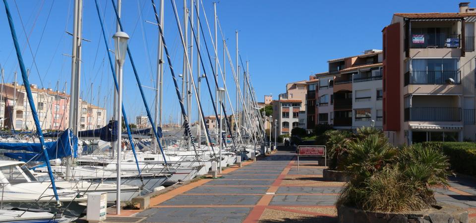 our accomodations in regular vacation rental : RESID agency : real estate Cap d’Agde, RESID agency