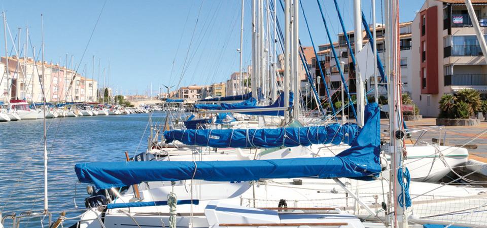 Nuestros alojamientos en alquiler de vacaciones textiles residencia la Croisette agencia RESID’ immobiliaria Cap d’Agde agencia RESID’