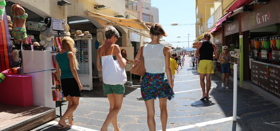 Nos logements en location vacance textiles - résidence les Huniers : agence RESID', location vacance Cap d'Agde