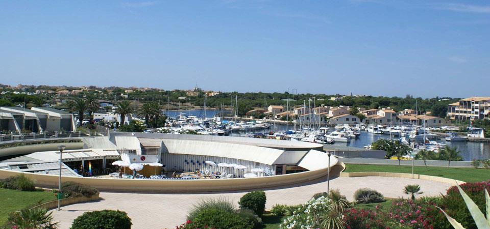 residence Port Ambonne, apartment our accomodations in naturist rental by week : RESID agency holidays rental Cap d’Agde